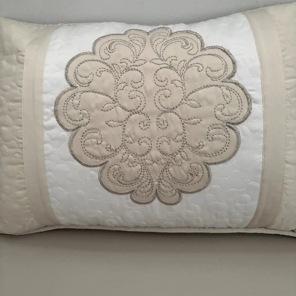 Lenox American Design Set of 2 Cream Wht Embroidered Accent Pillow Duck Feather